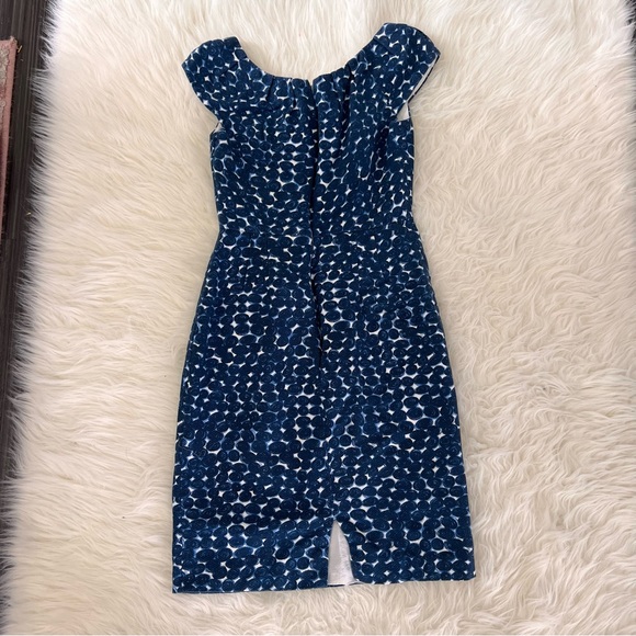 Carmen Marc Valvo Sheath Polka Dot Dress Size 2 - Picture 2 of 7